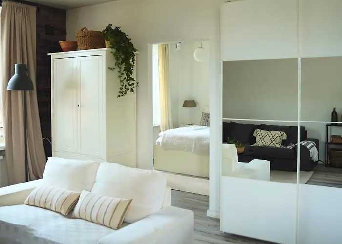 Hima Apartment Laivatalo With Private Parking
